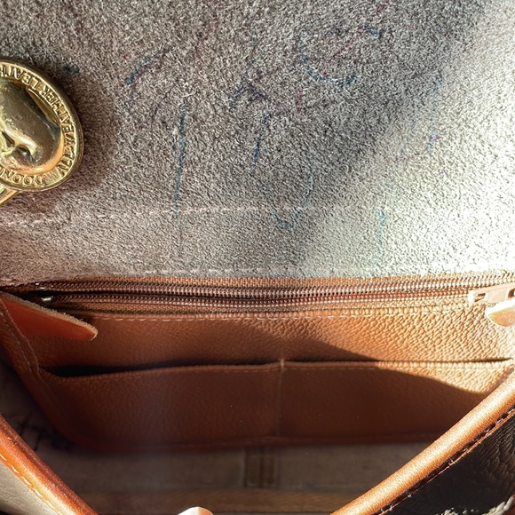 Dooney &Burke Purse - Brown trim and tan leather - Picture 8 of 8